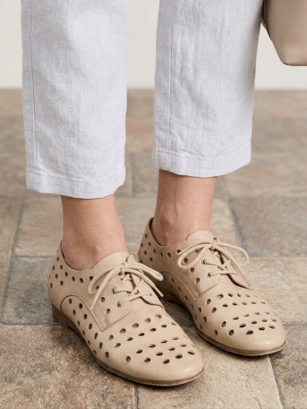 Vero Cuoio Leather Oxford Shoes Size 36 Beige Lace Up Flats Made in Italy